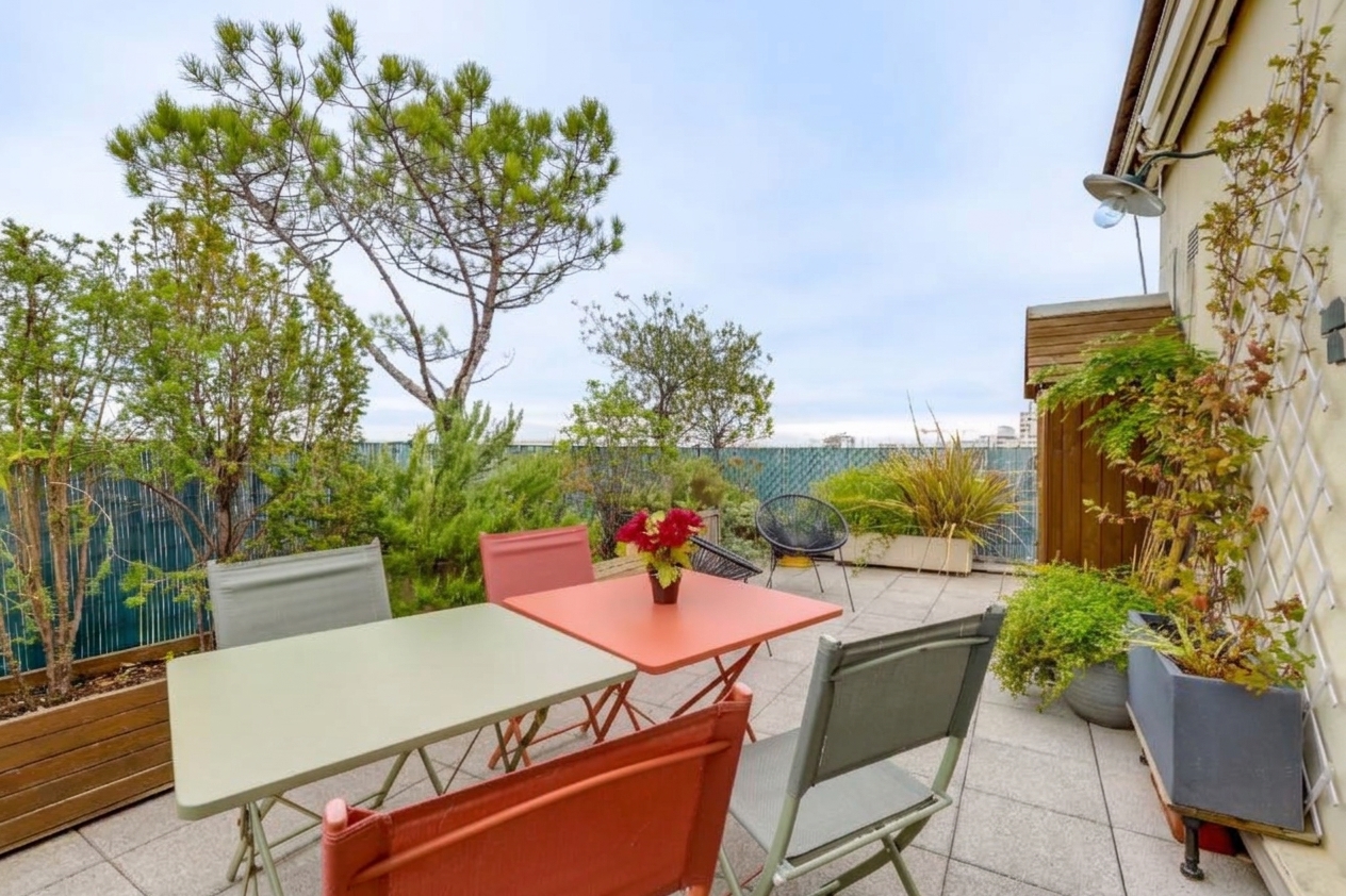 Appartement avec terrasse et vue panoramique à vendre, Paris 12